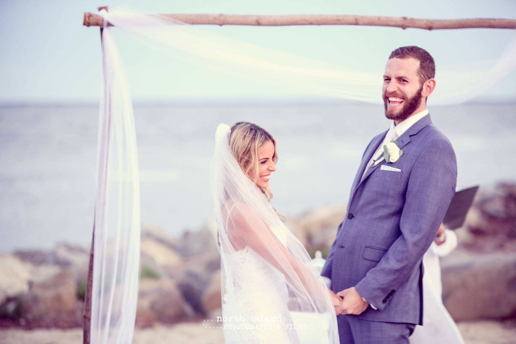 Photo: Wedding Ceremony Waterfront